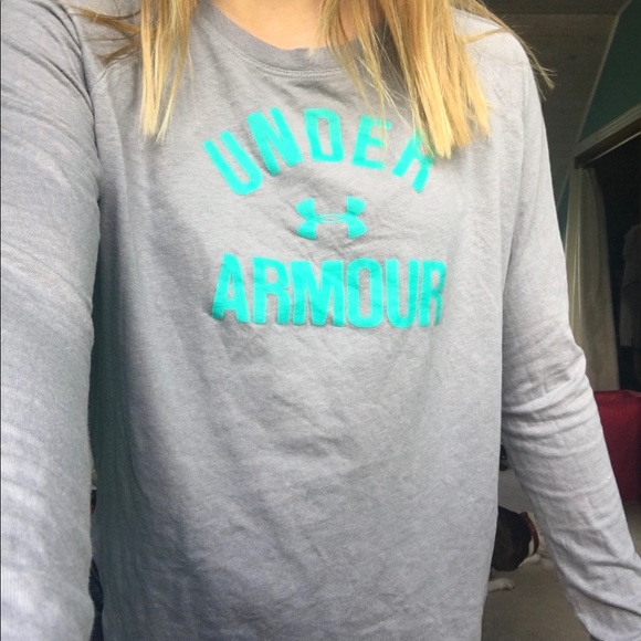 Under Armour grey and teal long sleeve small🤍💚💙 - Picture 2 of 7